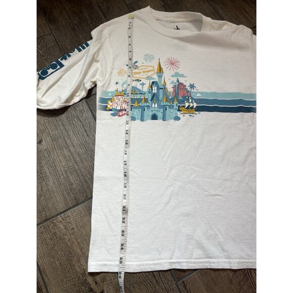 Walt Disney World Magic Kingdom Long Sleeve Shirt Size Small - Picture 7 of 7